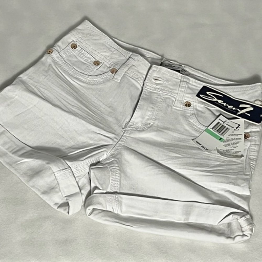 SEVEN7 White Jeans Shorts Size 8 NWT - Picture 4 of 12